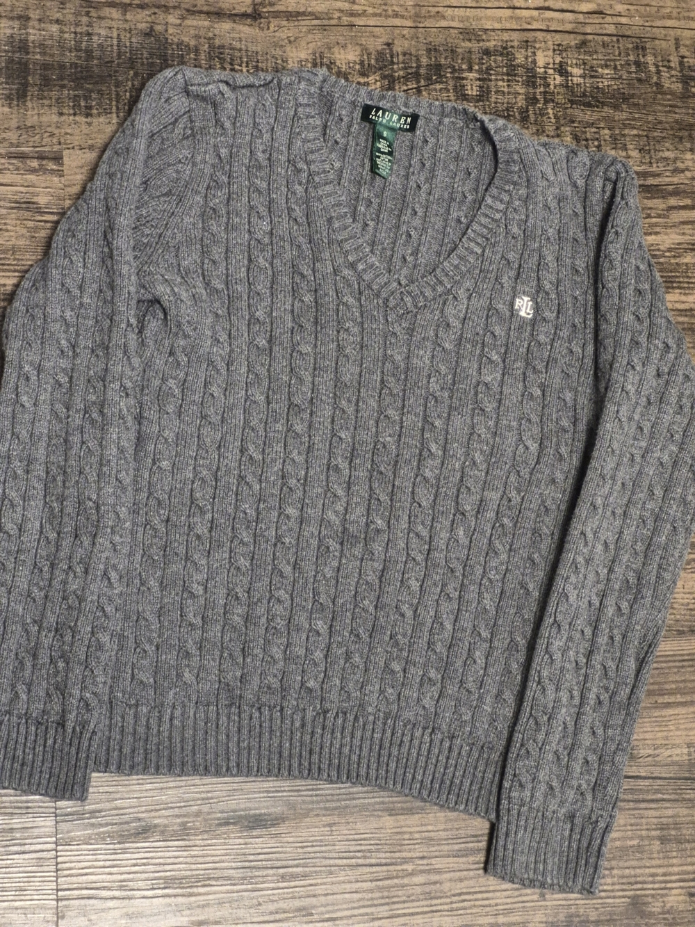 Ralph Lauren Women's Gray Cable-Knit V-Neck Sweater